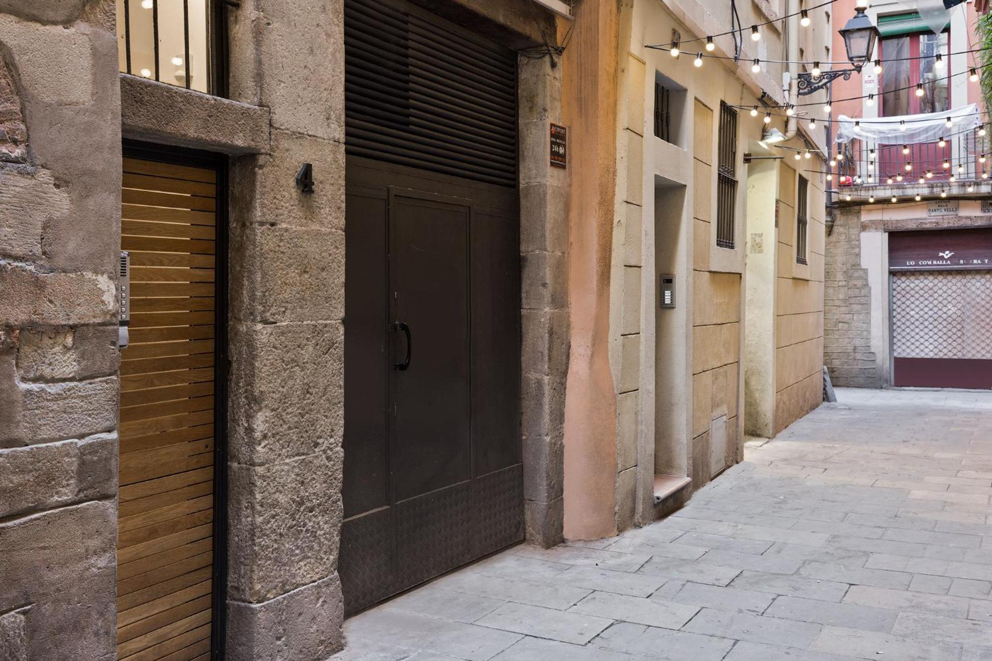 Ola Living Born, Barcelona